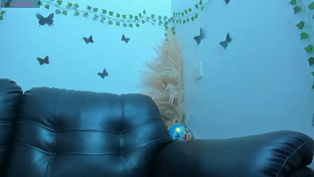 Snapshot of Amani_Bakir chatting on February 2026 12:17:02 PM Amani Bakir online show from February 2026 12:17:02 PM