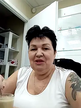 Snapshot of FantasyMichelle chatting on January 2025 07:09:02 AM FantasyMichelle online show from January 2025 07:09:02 AM