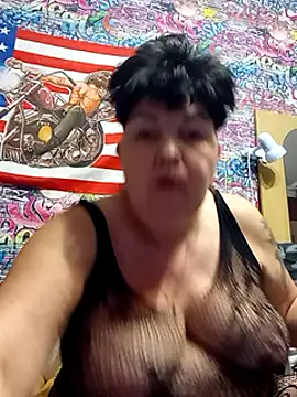 Snapshot of FantasyMichelle chatting on February 2025 04:04:01 PM FantasyMichelle online show from February 2025 04:04:01 PM