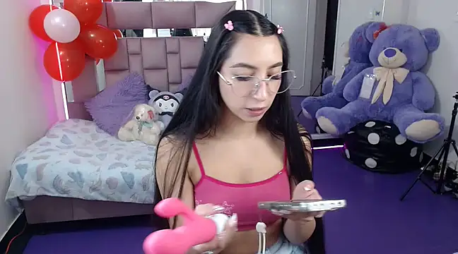 Snapshot of AriadnaCappelletty chatting on March 2025 03:45:02 PM AriadnaCappelletty online show from March 2025 03:45:02 PM