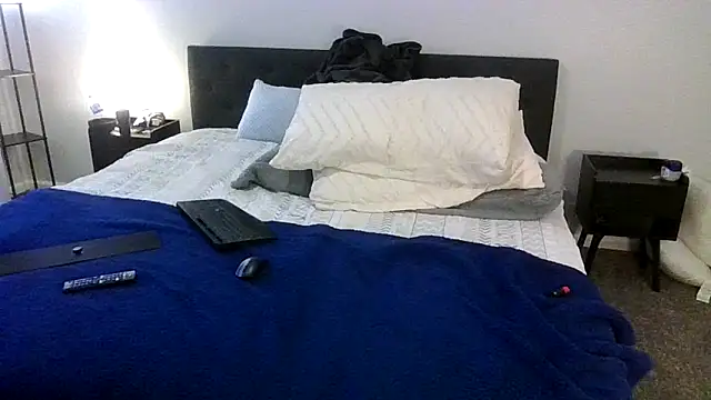 PhatAssBlond online show from December 2024 10:16:01 PM