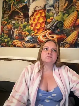 PhatAssBlond online show from September 2025 01:35:02 PM