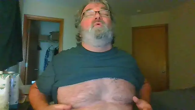 Snapshot of Doherty10 chatting on May 2026 06:15:02 PM Doherty10 online show from May 2026 06:15:02 PM