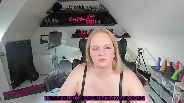 Snapshot of caro_kitten chatting on January 2026 11:04:01 AM caro kitten online show from January 2026 11:04:01 AM