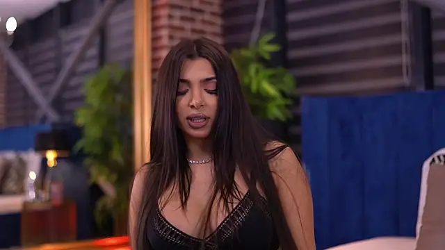 NicoleCellini online show from October 2025 06:42:01 PM