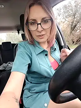 Snapshot of Jade_Emeraud chatting on February 2025 01:33:02 PM Jade Emeraud online show from February 2025 01:33:02 PM