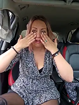 Snapshot of Jade_Emeraud chatting on March 2025 07:40:01 PM Jade Emeraud online show from March 2025 07:40:01 PM