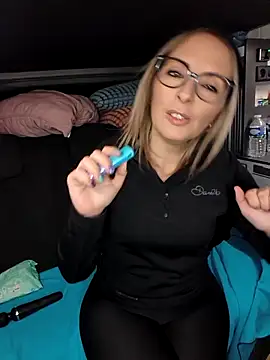 Jade Emeraud online show from December 2025 09:21:02 PM