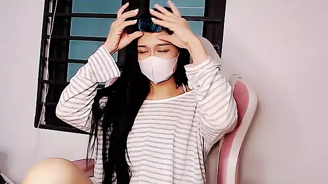 Snapshot of phuong-anh1709 chatting on February 2026 04:33:01 AM phuong-anh1709 online show from February 2026 04:33:01 AM