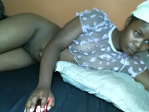 Snapshot of princess-maira chatting on March 2025 02:28:02 AM princess-maira online show from March 2025 02:28:02 AM