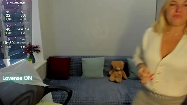 sweet   margaret online show from October 2025 11:10:01 AM