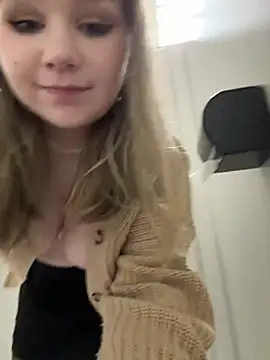 PumaShyXD online show from March 2025 01:27:02 PM