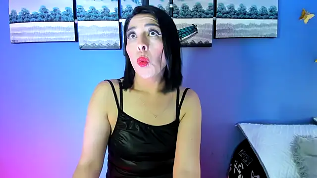 Snapshot of AdelleLennox_cg chatting on February 2025 02:16:01 PM AdelleLennox cg online show from February 2025 02:16:01 PM