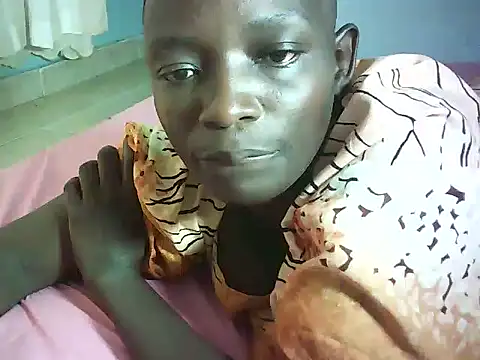 Snapshot of Sexy-BlackGold chatting on February 2025 12:28:01 PM Sexy-BlackGold online show from February 2025 12:28:01 PM