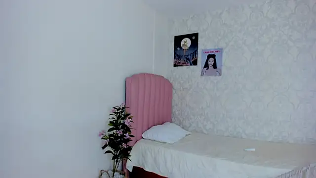 Adria ross online show from January 2026 01:16:02 PM