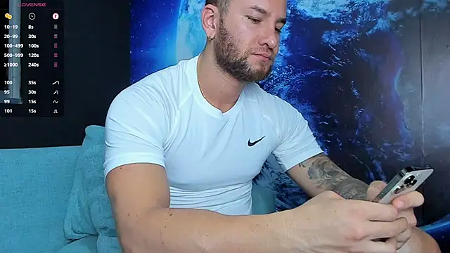 delessandro world online show from October 2025 01:05:01 AM