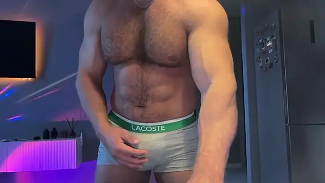 KarlosRichi online show from March 2026 02:34:01 PM