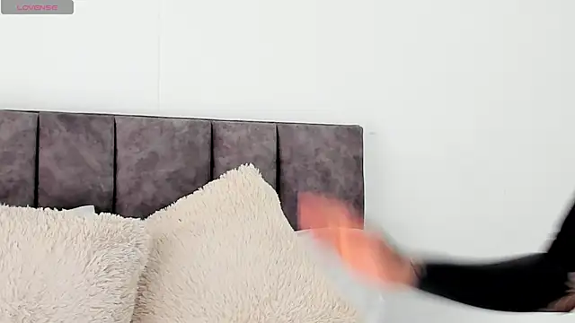 VeronicaTonu online show from February 2025 02:26:02 PM