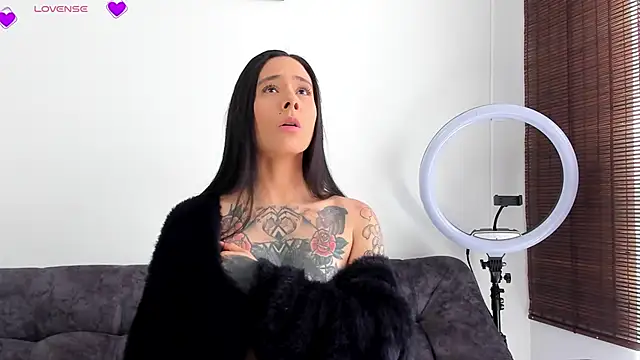 VeronicaTonu online show from September 2025 02:52:01 PM