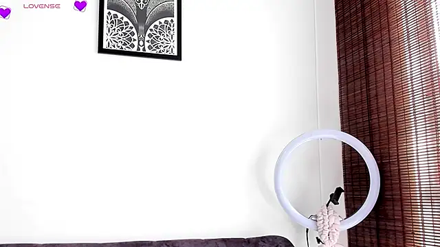 VeronicaTonu online show from November 2025 07:13:02 PM