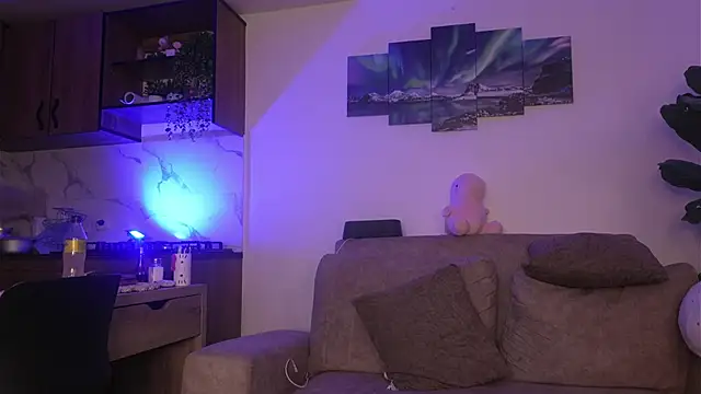 Natasna2 online show from November 2025 02:57:02 AM