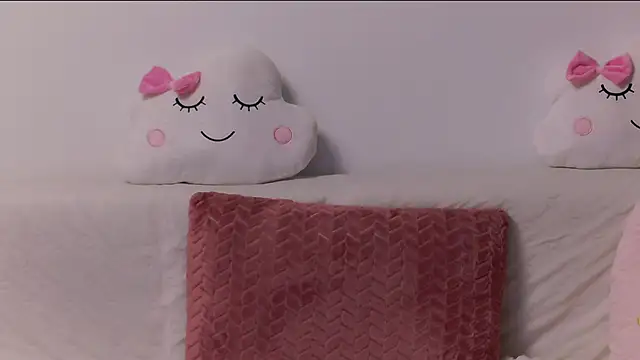 Snapshot of TinaHarley chatting on February 2025 12:50:01 PM TinaHarley online show from February 2025 12:50:01 PM