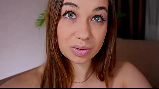 divetagrace online show from February 2025 12:25:01 AM