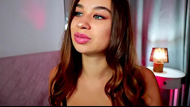 divetagrace online show from November 2025 09:57:02 PM