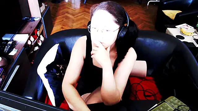 Snapshot of Imperatriza chatting on July 2026 05:57:01 AM Imperatriza online show from July 2026 05:57:01 AM