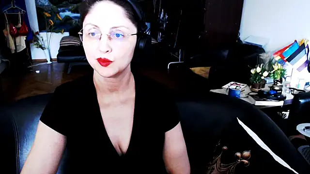 Snapshot of Imperatriza chatting on July 2026 04:31:02 PM Imperatriza online show from July 2026 04:31:02 PM