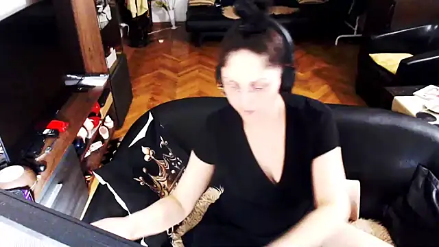 Snapshot of Imperatriza chatting on July 2026 11:40:01 PM Imperatriza online show from July 2026 11:40:01 PM