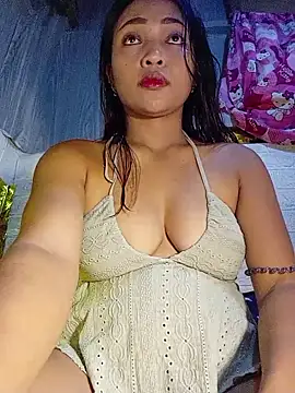 prettybella4u online show from June 2026 01:37:01 PM