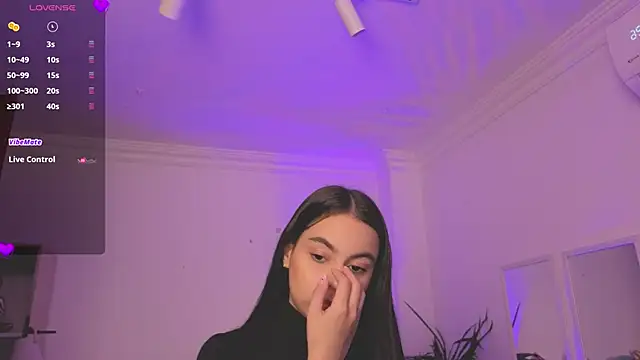 Aleejaa   online show from April 2026 11:46:02 AM