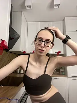 MartiniiSelenna online show from March 2026 06:37:01 AM