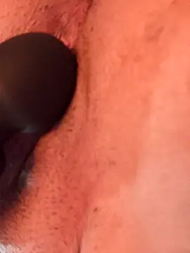 Snapshot of silina-25 chatting on March 2026 11:33:01 PM silina-25 online show from March 2026 11:33:01 PM