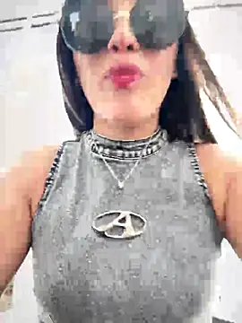 Rose-euphoria online show from October 2025 02:06:02 PM