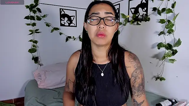 melanieecox online show from September 2025 08:18:01 AM