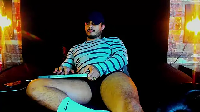 Van Velckan online show from March 2025 07:15:01 AM