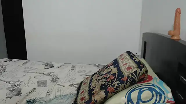 Snapshot of chocoboom4u chatting on December 2024 12:51:02 AM chocoboom4u online show from December 2024 12:51:02 AM