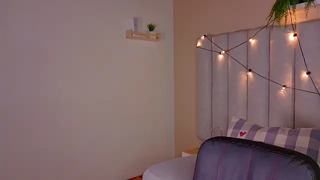 alaia-rogers online show from January 2026 11:45:02 AM