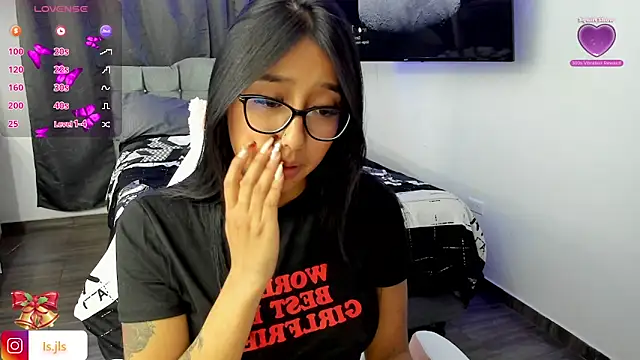 Snapshot of isa_bellaa0 chatting on December 2024 06:23:01 AM isa bellaa0 online show from December 2024 06:23:01 AM