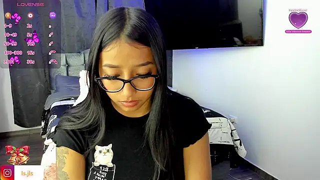 Snapshot of isa_bellaa0 chatting on December 2024 06:08:02 AM isa bellaa0 online show from December 2024 06:08:02 AM