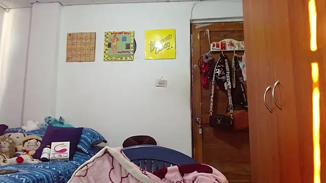 Snapshot of Naomi_D chatting on February 2025 10:20:02 PM Naomi D online show from February 2025 10:20:02 PM