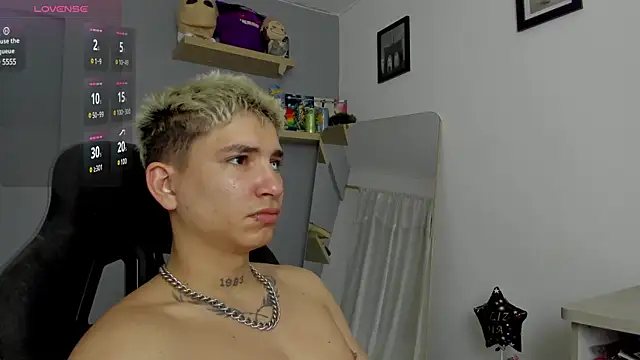 Snapshot of SebasFallon chatting on March 2025 03:24:01 PM SebasFallon online show from March 2025 03:24:01 PM