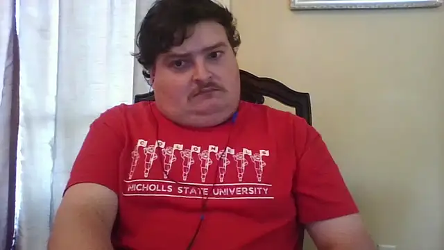 Snapshot of YelpedAverting chatting on October 2025 07:33:01 PM YelpedAverting online show from October 2025 07:33:01 PM