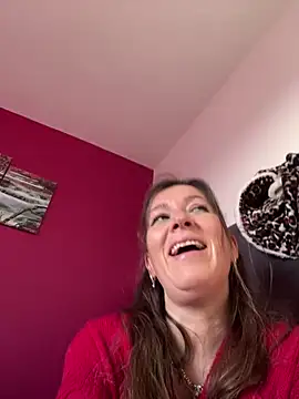 Lwhite1 online show from March 2026 04:24:02 PM