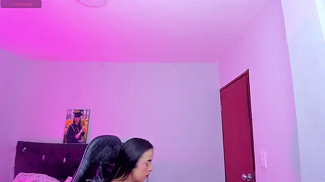 evelyn 23 online show from February 2025 05:15:02 AM