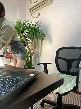 Annabody online show from March 2025 01:16:01 AM