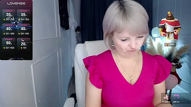 Juarnea online show from February 2025 01:38:02 PM