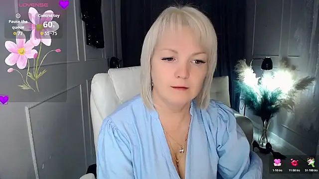 Juarnea online show from October 2025 02:06:01 PM